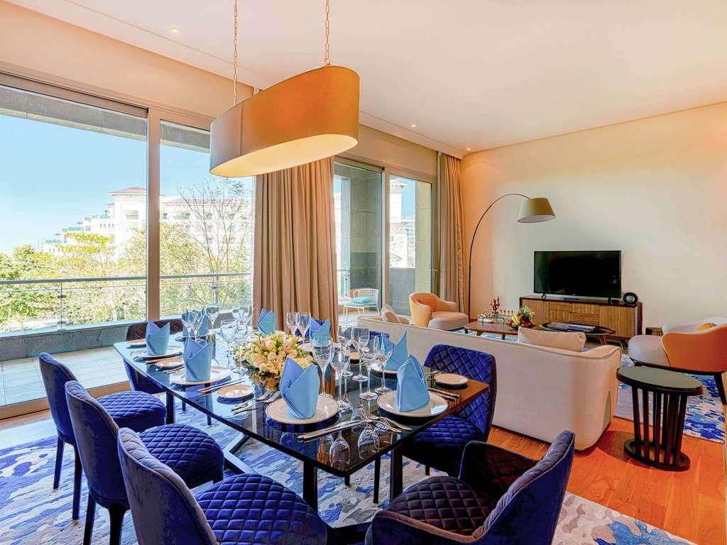 Rixos The Palm Luxury Suite Collection Dubai Room photo